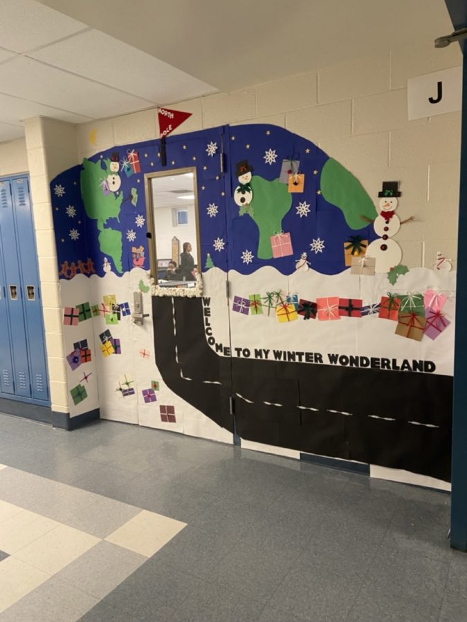 Christmas Door Decorating Contest